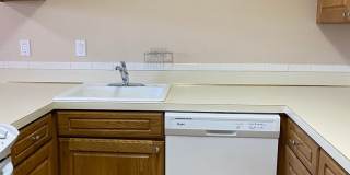 Hilltop Apartments Gallery 1