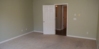 1378 Seymour Circle Gallery 24