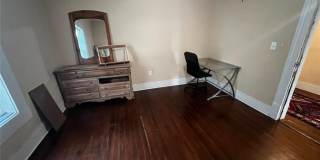 1059 Hampton Street Gallery 2