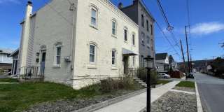 715 Mill Street Gallery 1