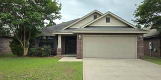 Spacious 4-Bedroom, 2 Bath Home Gallery 1