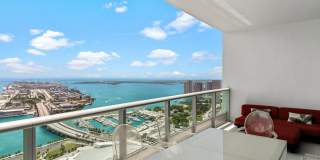 900 Biscayne Boulevard Gallery 19
