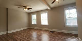 1029 Central Ave - B Gallery 4