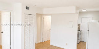 272 SW 3rd St Gallery 3