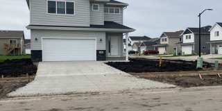 4 Bed 2 Bath Single Family Home Gallery 1