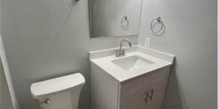 2 S Wickham Ct Gallery 16