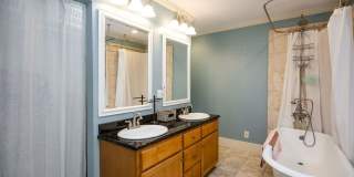 2 Bedroom + Office, 3 Bath in Old Town Fort Collins Gallery 31