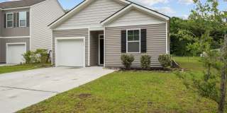 Spacious 4-Bedroom Home Near Fort Stewart with Open Floor Plan & Large Backyard Spacious 4-Bedroom Home Near Fort Stewart with Open Floor Plan & Large Backyard Gallery 4