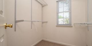 2209 COMMISSARY Circle Gallery 25