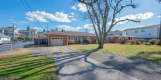 Single Family Home in Chix Beach for Rent Gallery 1