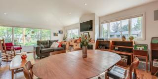 Mid Century Modern Home in Town Gallery 14