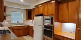 Charming Luxury Home near Downtown & Shopping Gallery 9