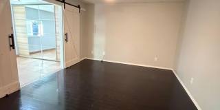 1945 E Aloe Place Gallery 43