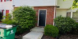 4 Bedroom 3.5 Bath Townhouse Gallery 1