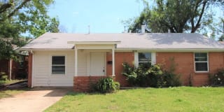 1010 Bell Dr Gallery 1