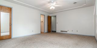 Please View 3D Virtual Walk-Through Before Scheduling a Showing Gallery 24