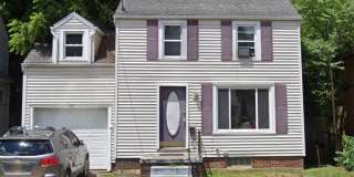 1617 Spring Ave Ne Gallery 1