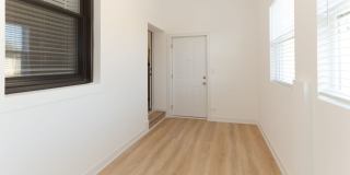 3637-39 N Paulina Gallery 20