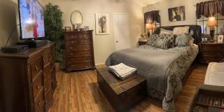 10261 Salem Way Gallery 10
