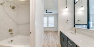 Burnett Lofts Gallery 13