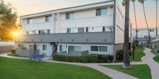 Rosebeach Gallery 27