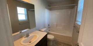 3 Bed 2.5 Bath renal home in Central Bend! Gallery 20