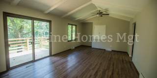 5095 SOM Center Road Gallery 4