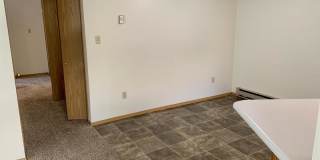 323 Janet St. Gallery 8