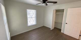 5547 Stonybrook Gallery 17