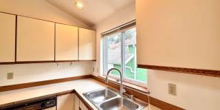 Beautiful Wedgwood Home with Flexible Living + 2nd Kitchen Gallery 6