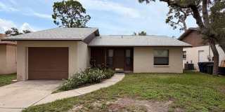 2/2 Bedroom house with 1 car garage and fenced yard. Gallery 1