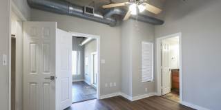 230 West Alabama Apartments Gallery 16