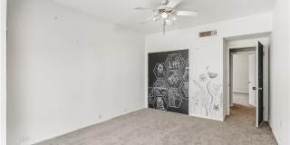 520 S Chaparral Street Gallery 23