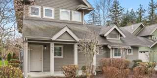 Spacious 3-Bedroom Condo/Townhome in Peaceful Cordata Neighborhood Gallery 1