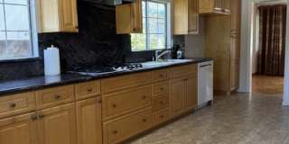 5412 Hazeltine Ave Gallery 24