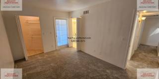 2 story Condo with 2 bedrooms a loft and 2 1/2 baths Gallery 52