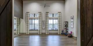 8001 S I-35 Frontage Rd, #1018 Gallery 1