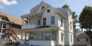 28 Center Street 3RD FL Gallery 1