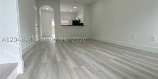 13765 SW 170th Ter Gallery 1