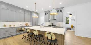 625 Glascock Street Gallery 3