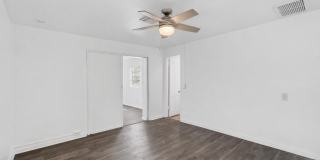 506 N Broadway unit: A Gallery 8