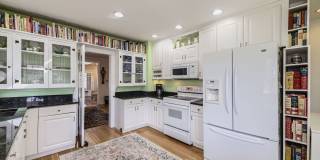 3 BDR Oasis near Denver Botanic Gardens Gallery 14