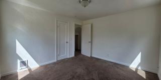 4 Bedroom, 1 Bath 4 Bedroom, 1 Bath Gallery 6