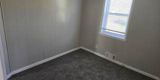 1521 &amp; 1521 1/2 E Kirby Ave (AARC Management, LLC) Gallery 8