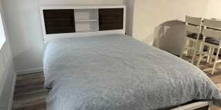 24 WARREN Street unit: 1 Gallery 10