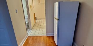 2528 Christian St Gallery 23