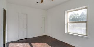 2828 South Moreland Blvd Gallery 70