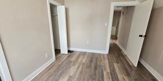 3930 Webster Street Gallery 13