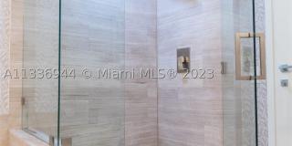 1300 Brickell Bay Dr Gallery 14