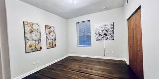 4619 S Michigan Avenue Gallery 10